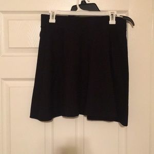 BLACK H&M SKATER SKIRT NEVER WORN